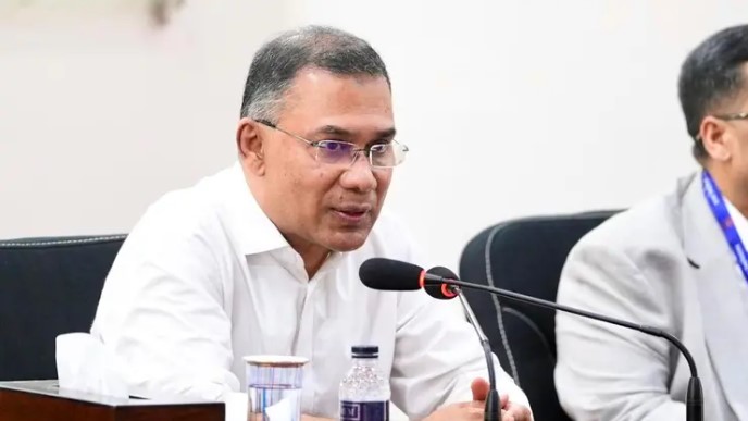 রাজনৈতিক স্থিতিশীলতা তৈরিতে শিক্ষার্থীদের সহযোগিতা চাইলেন প্রধানমন্ত্রী রাজনৈতিক স্থিতিশীলতা তৈরিতে শিক্ষার্থীদের সহযোগিতা চাইলেন প্রধানমন্ত্রী
