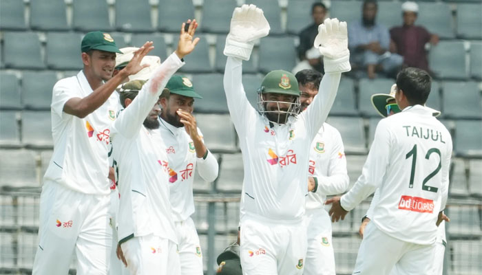 পাকিস্তানকে ধবলধোলাই করে ইতিহাস গড়ল বাংলাদেশ পাকিস্তানকে ধবলধোলাই করে ইতিহাস গড়ল বাংলাদেশ