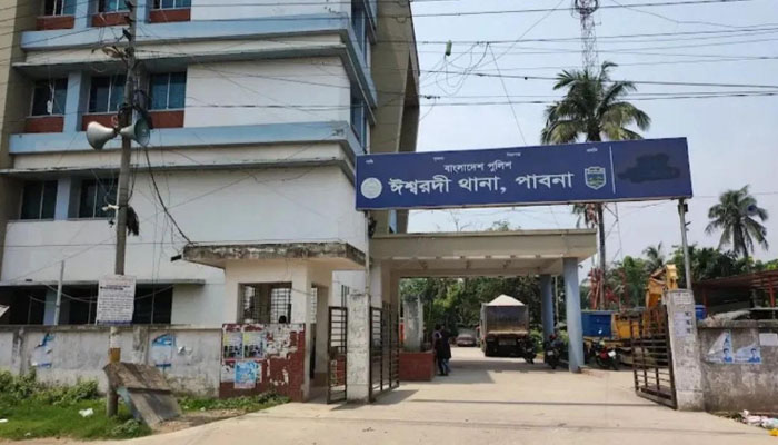 ছাগলে গাছের পাতা খাওয়া নিয়ে সংঘর্ষ, নিহত ১ ছাগলে গাছের পাতা খাওয়া নিয়ে সংঘর্ষ, নিহত ১
