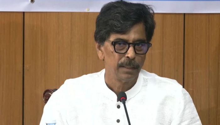 চামড়া নষ্ট ঠেকাতে ২২ হাজার মানুষকে প্রশিক্ষণ দিয়েছে সরকার চামড়া নষ্ট ঠেকাতে ২২ হাজার মানুষকে প্রশিক্ষণ দিয়েছে সরকার