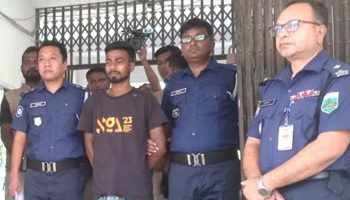 সিরাজগঞ্জে শাকিল হত্যা মামলার প্রধান আসামি কক্সবাজার থেকে গ্রেফতার সিরাজগঞ্জে শাকিল হত্যা মামলার প্রধান আসামি কক্সবাজার থেকে গ্রেফতার