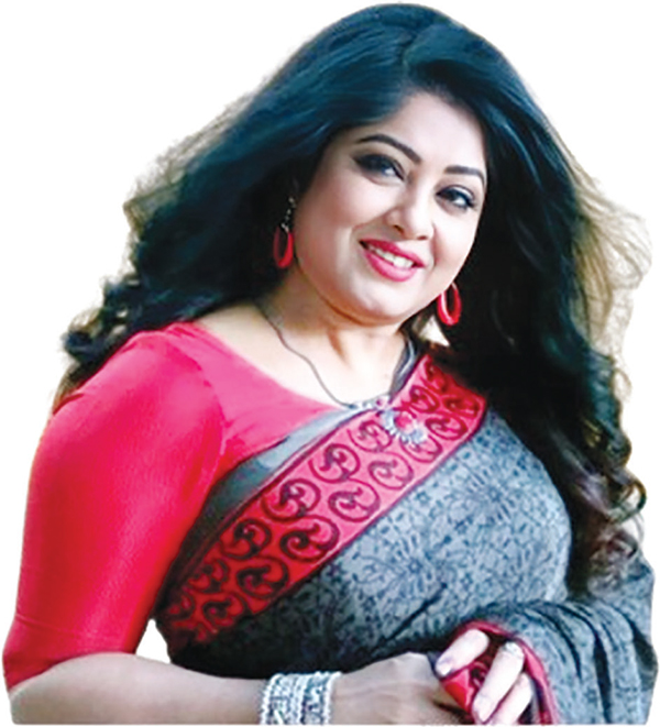 দশ বছর পর সেই পরিচয়ে ফিরছেন মৌসুমী দশ বছর পর সেই পরিচয়ে ফিরছেন মৌসুমী