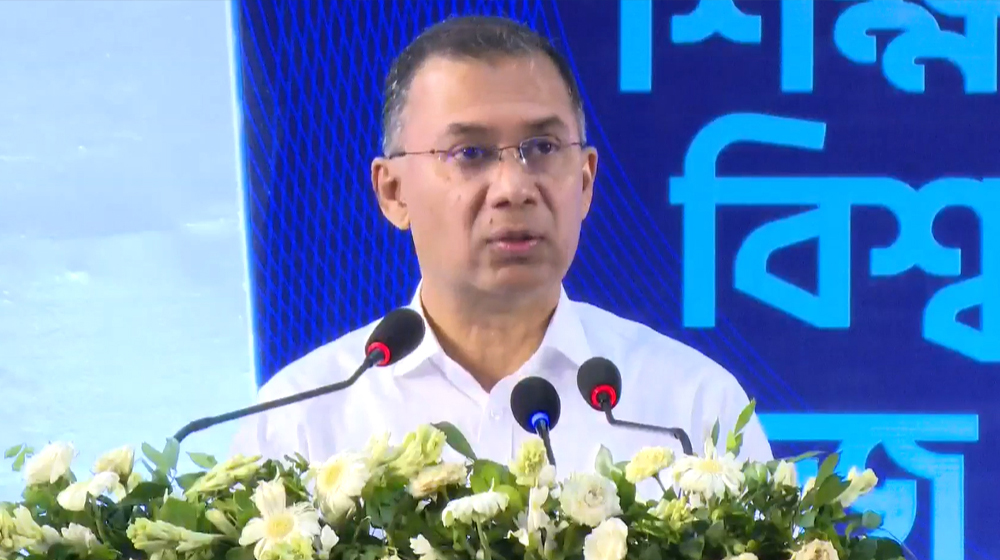দেড় দশকের ফ্যাসিবাদী শাসন শিক্ষা ব্যবস্থাকেও ধ্বংস করেছে: প্রধানমন্ত্রী দেড় দশকের ফ্যাসিবাদী শাসন শিক্ষা ব্যবস্থাকেও ধ্বংস করেছে: প্রধানমন্ত্রী