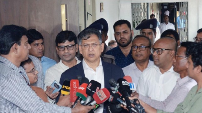 দিল্লিতে বিজিবি-বিএসএফ বৈঠকে অগ্রাধিকার পাবে পুশ-ইন ও সীমান্ত হত্যা: স্বরাষ্ট্রমন্ত্রী দিল্লিতে বিজিবি-বিএসএফ বৈঠকে অগ্রাধিকার পাবে পুশ-ইন ও সীমান্ত হত্যা: স্বরাষ্ট্রমন্ত্রী