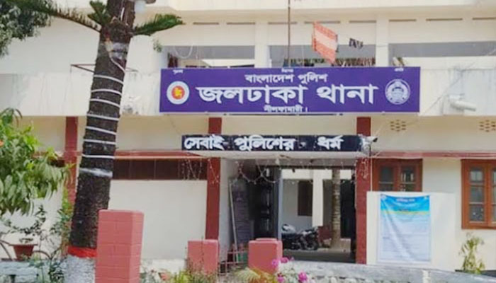 নীলফামারীর জলঢাকায় জমি নিয়ে বিরোধে নিহত ১, আটক ৩ নীলফামারীর জলঢাকায় জমি নিয়ে বিরোধে নিহত ১, আটক ৩