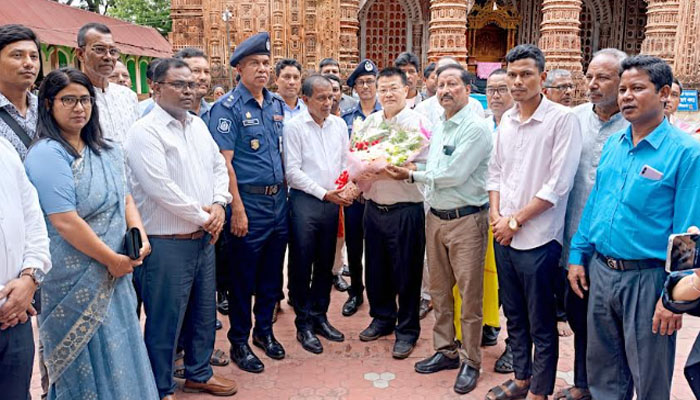 কান্তজিউ মন্দির বিশ্বের মূল্যবান ঐতিহাসিক সম্পদ: চীনা রাষ্ট্রদূত কান্তজিউ মন্দির বিশ্বের মূল্যবান ঐতিহাসিক সম্পদ: চীনা রাষ্ট্রদূত
