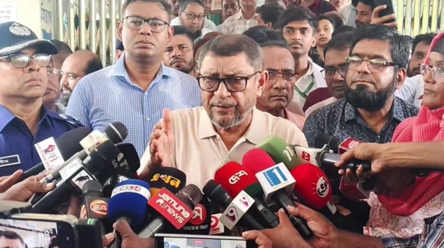 স্বাস্থ্যখাতে লুটপাটে সেবা ভেঙে পড়েছিল: স্বাস্থ্যমন্ত্রী স্বাস্থ্যখাতে লুটপাটে সেবা ভেঙে পড়েছিল: স্বাস্থ্যমন্ত্রী