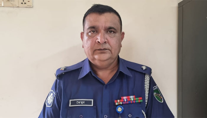 খুলনায় অপরাধ দমনে সক্রিয় ভূমিকায় পুলিশ পরিদর্শক তৈমুর ইসলাম খুলনায় অপরাধ দমনে সক্রিয় ভূমিকায় পুলিশ পরিদর্শক তৈমুর ইসলাম
