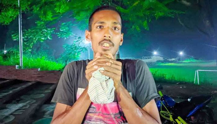 কুবিতে ৩ ছাত্রীকে উত্ত্যক্তের অভিযোগে বহিরাগত যুবক আটক কুবিতে ৩ ছাত্রীকে উত্ত্যক্তের অভিযোগে বহিরাগত যুবক আটক