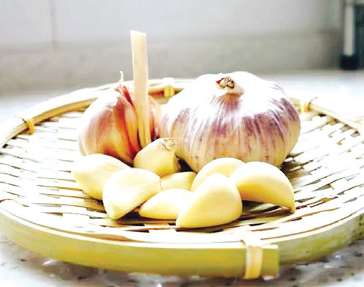 ব্লাড সুগার নিয়ন্ত্রণে রসুন ব্লাড সুগার নিয়ন্ত্রণে রসুন