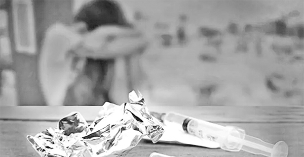 মাদক প্রতিরোধে পরিবার ও শিক্ষাপ্রতিষ্ঠানের ভূমিকা মাদক প্রতিরোধে পরিবার ও শিক্ষাপ্রতিষ্ঠানের ভূমিকা