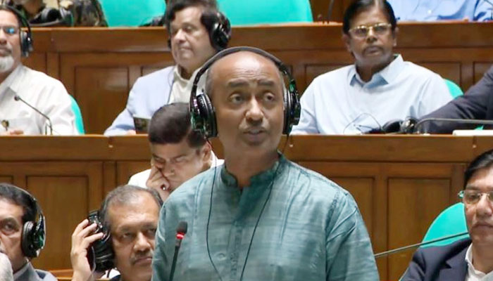 যাচাই-বাছাই করে রাজনৈতিক মামলা প্রত্যাহার করা হচ্ছে: আইনমন্ত্রী যাচাই-বাছাই করে রাজনৈতিক মামলা প্রত্যাহার করা হচ্ছে: আইনমন্ত্রী