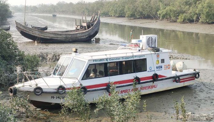 অর্থাভাবে অচল দুই সি-অ্যাম্বুলেন্স, চরম দুর্ভোগে দ্বীপবাসী অর্থাভাবে অচল দুই সি-অ্যাম্বুলেন্স, চরম দুর্ভোগে দ্বীপবাসী