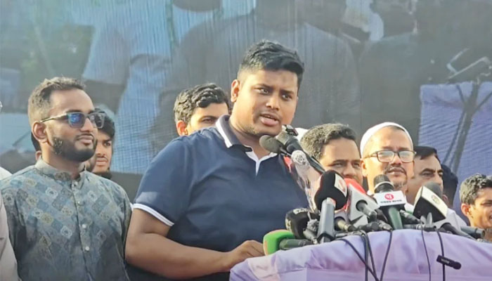 'এই ফার্মের মুরগিরা রাস্তায় এসেছিল বলেই আজকে আপনি শিক্ষামন্ত্রী' 'এই ফার্মের মুরগিরা রাস্তায় এসেছিল বলেই আজকে আপনি শিক্ষামন্ত্রী'