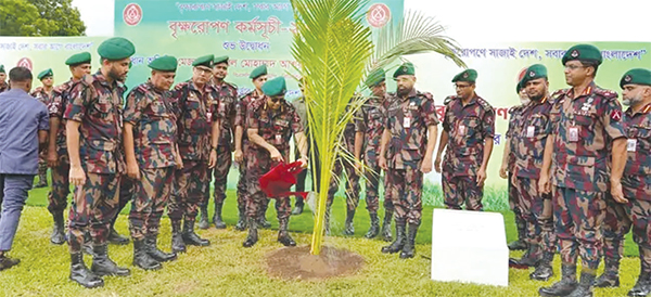 পিলখানায় ‘বৃক্ষরোপণ কর্মসূচি-২০২৬’-এর উদ্বোধন পিলখানায় ‘বৃক্ষরোপণ কর্মসূচি-২০২৬’-এর উদ্বোধন