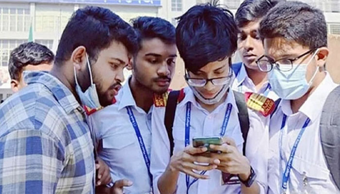 ২০ জুলাই এসএসসির ফল প্রকাশ হচ্ছে না ২০ জুলাই এসএসসির ফল প্রকাশ হচ্ছে না