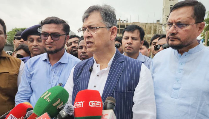 বন্যা প্রতিরোধে দীর্ঘমেয়াদি পরিকল্পনা নিচ্ছে সরকার: স্বরাষ্ট্রমন্ত্রী বন্যা প্রতিরোধে দীর্ঘমেয়াদি পরিকল্পনা নিচ্ছে সরকার: স্বরাষ্ট্রমন্ত্রী