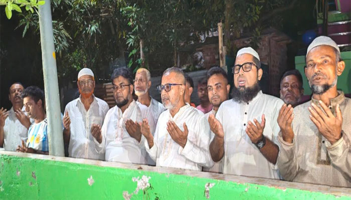 হাজীগঞ্জে পৌর নির্বাচন সামনে রেখে গণসংযোগে হাসান মিয়াজী হাজীগঞ্জে পৌর নির্বাচন সামনে রেখে গণসংযোগে হাসান মিয়াজী