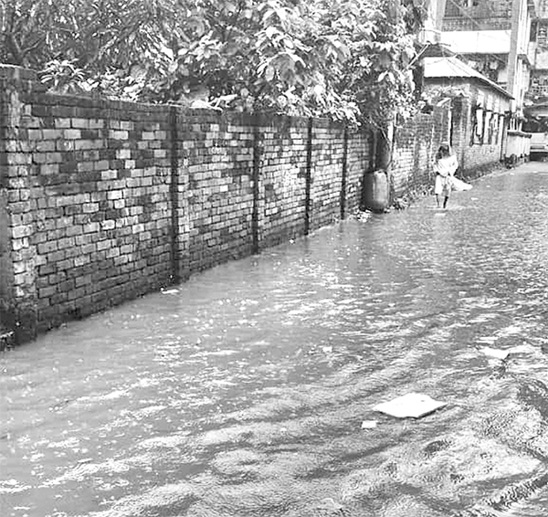 জলাবদ্ধতায় বিপর্যস্ত উত্তর তালবাগ, জরুরি সমাধান প্রয়োজন জলাবদ্ধতায় বিপর্যস্ত উত্তর তালবাগ, জরুরি সমাধান প্রয়োজন