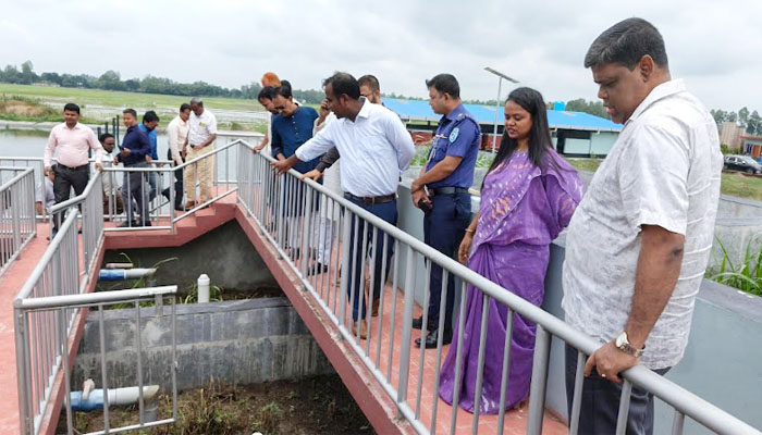 বীরগঞ্জে বর্জ্য প্রক্রিয়াজাতকরণে পৌরসভাকে স্টেশন হস্তান্তর বীরগঞ্জে বর্জ্য প্রক্রিয়াজাতকরণে পৌরসভাকে স্টেশন হস্তান্তর