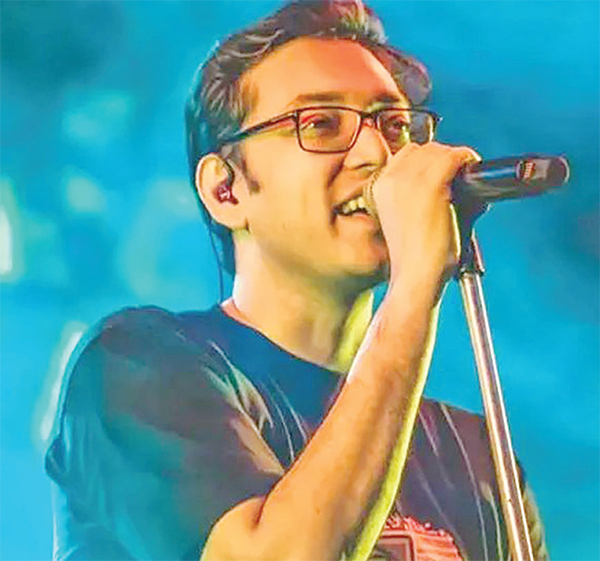ঢাকায় ১ আগস্ট অনুপমের কনসার্ট ঢাকায় ১ আগস্ট অনুপমের কনসার্ট