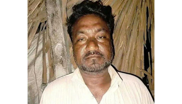 সিরাজগঞ্জে ট্রাকচাপায় নিহত মাছ ব্যবসায়ী আবু বক্কর সিরাজগঞ্জে ট্রাকচাপায় নিহত মাছ ব্যবসায়ী আবু বক্কর
