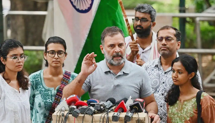 ভারতে সরকার পতনের ডাক দিলেন রাহুল গান্ধী ভারতে সরকার পতনের ডাক দিলেন রাহুল গান্ধী