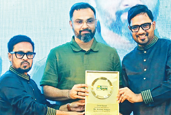 জমির দলিল পেলেন এক হাজার ফাউন্ডার জমির দলিল পেলেন এক হাজার ফাউন্ডার