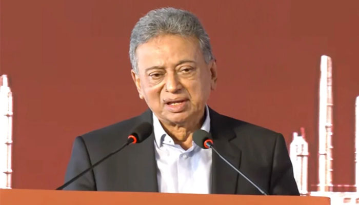 সিইআইজেডে ১ বিলিয়ন ডলারের ওপরে বিনিয়োগ হবে: অর্থমন্ত্রী সিইআইজেডে ১ বিলিয়ন ডলারের ওপরে বিনিয়োগ হবে: অর্থমন্ত্রী