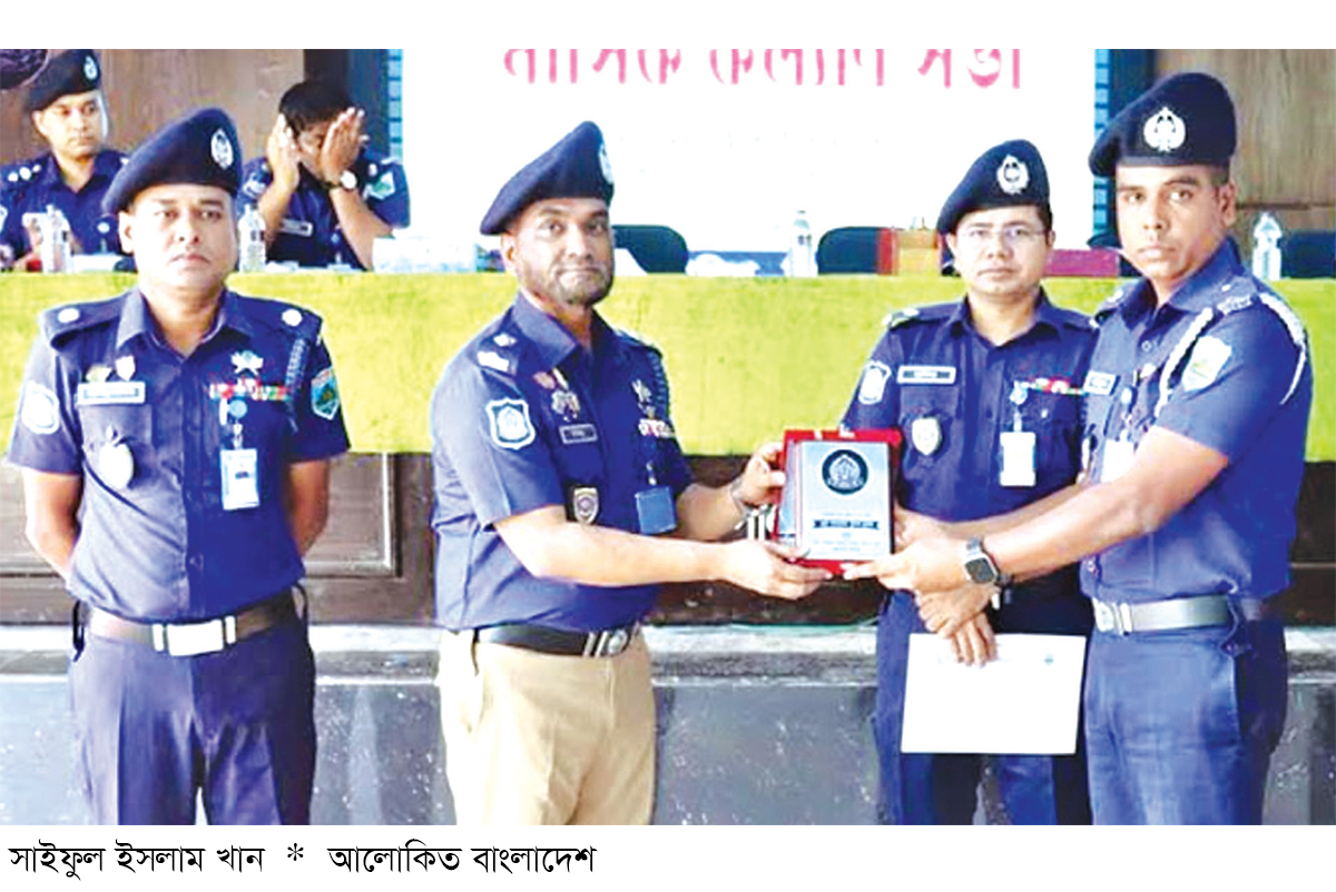 সিরাজগঞ্জের বেস্ট অ্যাডিশনাল এসপি সাইফুল ইসলাম সিরাজগঞ্জের বেস্ট অ্যাডিশনাল এসপি সাইফুল ইসলাম