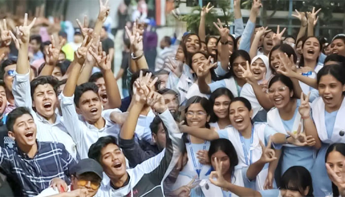এসএসসি ও সমমানের ফল প্রকাশ, পাসের হার ৬২.২৫ শতাংশ এসএসসি ও সমমানের ফল প্রকাশ, পাসের হার ৬২.২৫ শতাংশ