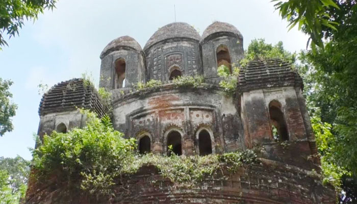অযত্ন-অবহেলায় নষ্ট হচ্ছে ৪০০ বছরের শ্যামসুন্দর মন্দির অযত্ন-অবহেলায় নষ্ট হচ্ছে ৪০০ বছরের শ্যামসুন্দর মন্দির
