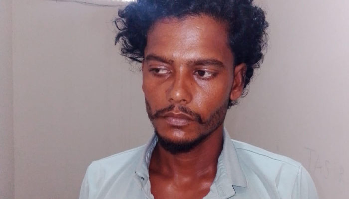 হরিরামপুরে ২০ পিস ইয়াবাসহ মাদক ব্যবসায়ী আটক হরিরামপুরে ২০ পিস ইয়াবাসহ মাদক ব্যবসায়ী আটক
