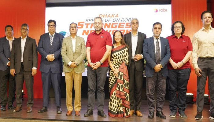ঢাকায় ৪ হাজার ৮০০ সাইট আধুনিকায়ন করল রবি ঢাকায় ৪ হাজার ৮০০ সাইট আধুনিকায়ন করল রবি