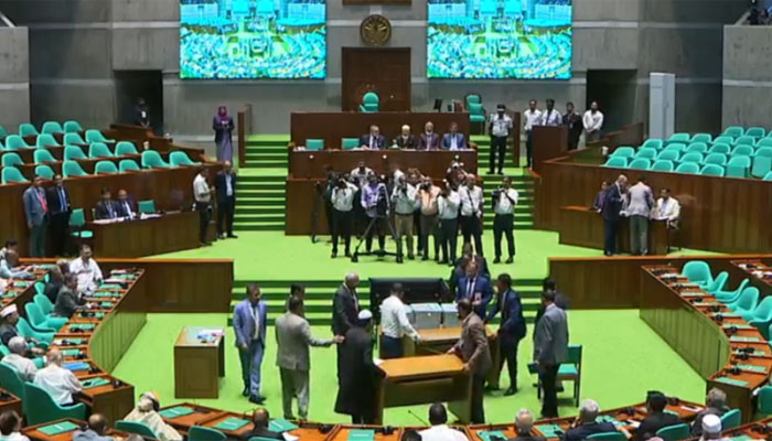রাষ্ট্রপতি নির্বাচনের ভোটগ্রহণ শেষ, চলছে গণনা রাষ্ট্রপতি নির্বাচনের ভোটগ্রহণ শেষ, চলছে গণনা