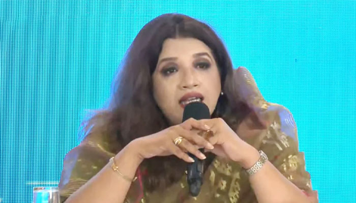 নারীদের এগিয়ে নিতে দলগুলোর পলিসিগত পরিবর্তন জরুরি: প্রতিমন্ত্রী নারীদের এগিয়ে নিতে দলগুলোর পলিসিগত পরিবর্তন জরুরি: প্রতিমন্ত্রী