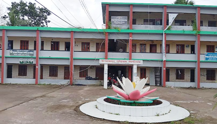 কাউখালীতে নির্ধারিত এলাকার বাইরে বিয়ে নিবন্ধনের অভিযোগ কাউখালীতে নির্ধারিত এলাকার বাইরে বিয়ে নিবন্ধনের অভিযোগ