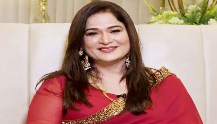 ৫৪ বছর বয়সে বিয়ে করলেন অভিনেত্রী হুমায়রা ৫৪ বছর বয়সে বিয়ে করলেন অভিনেত্রী হুমায়রা