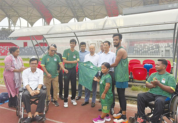 চৈতী-শহিদুল্লাদের অনুশীলনে নজর এনএসসির কর্তাদের চৈতী-শহিদুল্লাদের অনুশীলনে নজর এনএসসির কর্তাদের