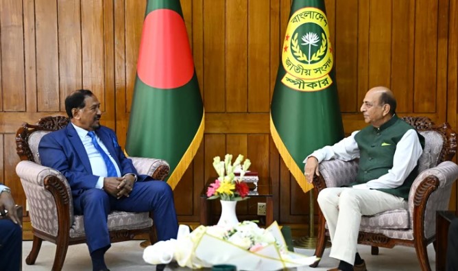 স্পিকারের সঙ্গে ভারতীয় হাইকমিশনারের সাক্ষাৎ স্পিকারের সঙ্গে ভারতীয় হাইকমিশনারের সাক্ষাৎ