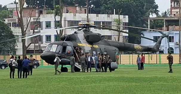 ঠাকুরগাঁওয়ে পৌঁছেছেন রাষ্ট্রপতি ঠাকুরগাঁওয়ে পৌঁছেছেন রাষ্ট্রপতি