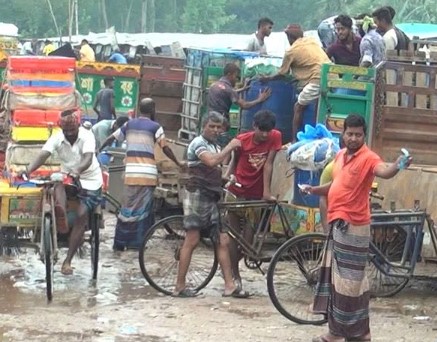 সিরাজগঞ্জে অবৈধ মৎস্য আড়ত উচ্ছেদে প্রশাসনের গরিমসি সিরাজগঞ্জে অবৈধ মৎস্য আড়ত উচ্ছেদে প্রশাসনের গরিমসি