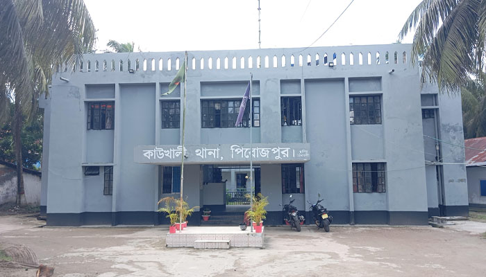 কাউখালীতে কাঁঠাল পাতা পাড়তে গিয়ে বিদ্যুৎপৃষ্টে কৃষকের মৃত্যু কাউখালীতে কাঁঠাল পাতা পাড়তে গিয়ে বিদ্যুৎপৃষ্টে কৃষকের মৃত্যু