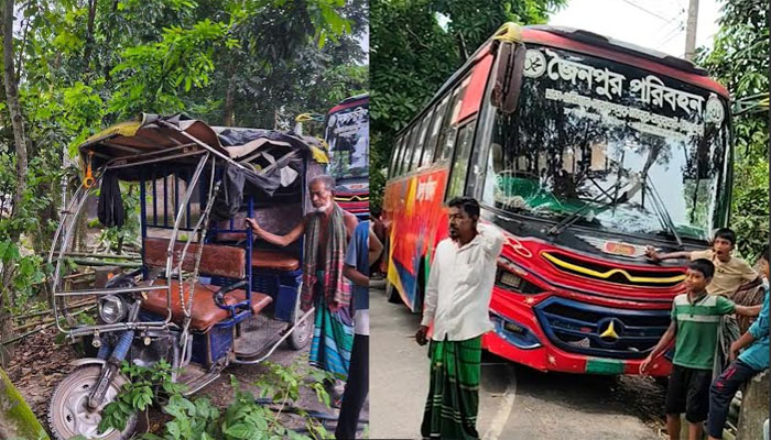 চাঁদপুরে বাসের ধাক্কায় অটোরিকশা যাত্রী নিহত, গুরুতর আহত ৪ চাঁদপুরে বাসের ধাক্কায় অটোরিকশা যাত্রী নিহত, গুরুতর আহত ৪