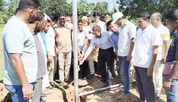 দুর্গাপুরে কোনাপাড়া উচ্চ বিদ্যালয়ে ফুটবল গোলবার নির্মাণ দুর্গাপুরে কোনাপাড়া উচ্চ বিদ্যালয়ে ফুটবল গোলবার নির্মাণ