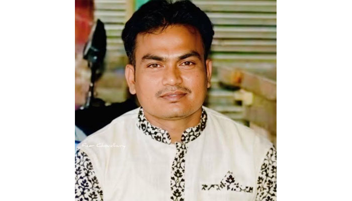 চুয়াডাঙ্গায় শিক্ষার্থীদের ওপর হামলা মামলায় ছাত্রলীগ নেতা গ্রেপ্তার চুয়াডাঙ্গায় শিক্ষার্থীদের ওপর হামলা মামলায় ছাত্রলীগ নেতা গ্রেপ্তার