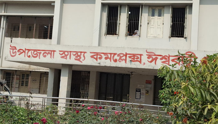 ঈশ্বরদীতে মাঠে কাজের সময় বজ্রপাতে কৃষকের মৃত্যু ঈশ্বরদীতে মাঠে কাজের সময় বজ্রপাতে কৃষকের মৃত্যু