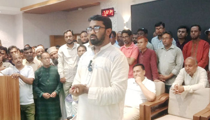 দলের বাইরে স্থানীয় নির্বাচনে প্রার্থী হলে ব্যবস্থা: রাশেদ খান দলের বাইরে স্থানীয় নির্বাচনে প্রার্থী হলে ব্যবস্থা: রাশেদ খান