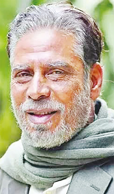 অসুস্থ হয়ে হাসপাতালে রিফাত চৌধুরী অসুস্থ হয়ে হাসপাতালে রিফাত চৌধুরী