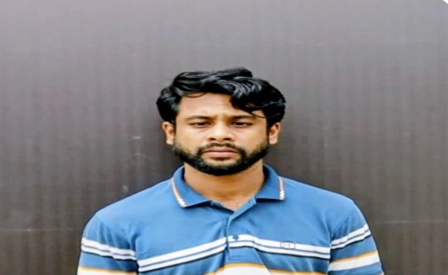 খুলনায় বিশ্ববিদ্যালয় শিক্ষার্থী আজমুল হত্যা: ১৬৪ ধারায় জবানবন্দি দিলেন রিফাত খুলনায় বিশ্ববিদ্যালয় শিক্ষার্থী আজমুল হত্যা: ১৬৪ ধারায় জবানবন্দি দিলেন রিফাত